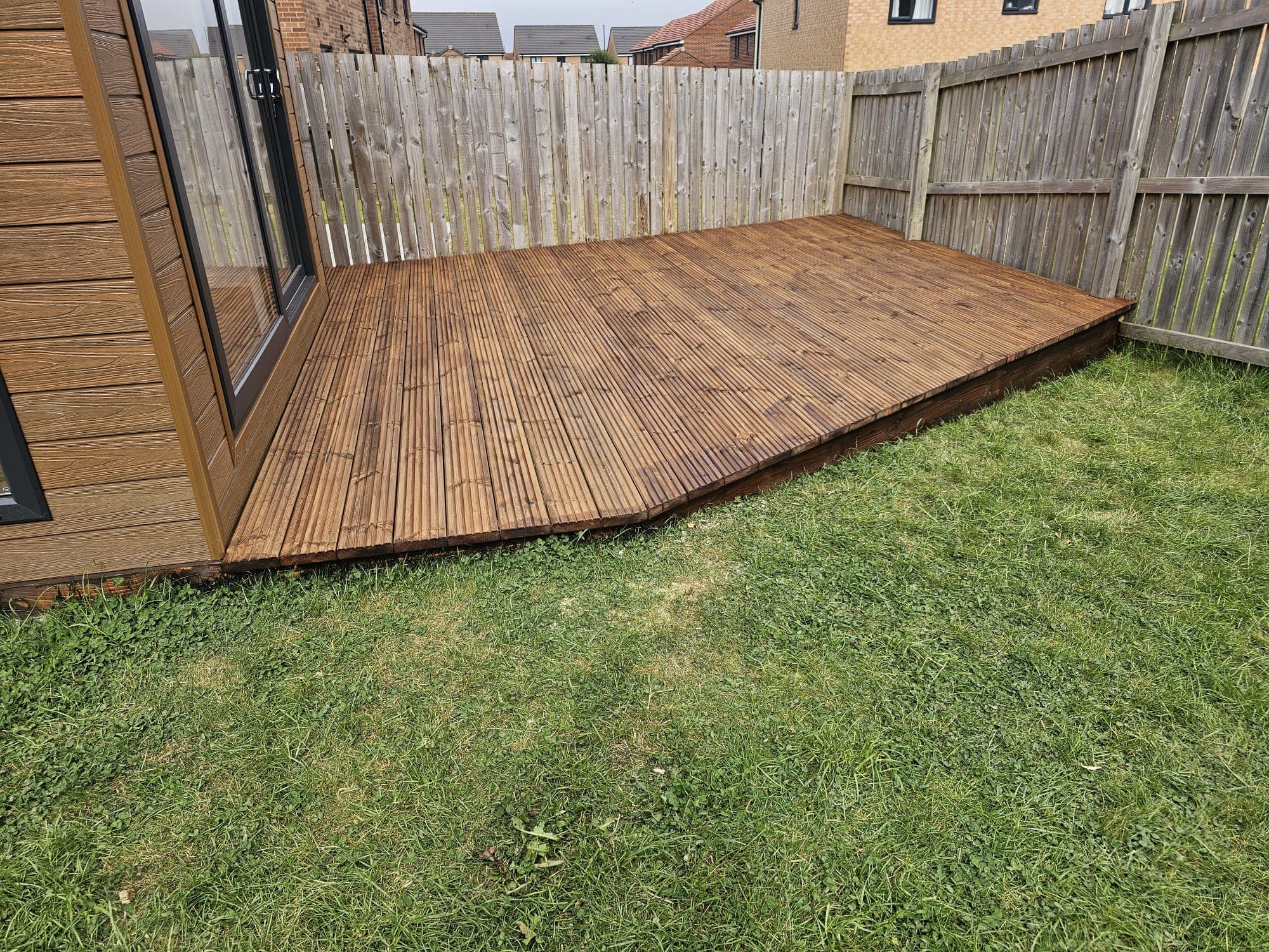 A Decking Job Image By M&T Maintenance